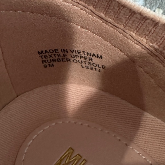 Michael Kors shoes EUC - Picture 3 of 8